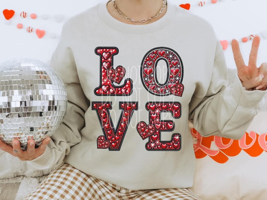 Love Tee